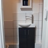 Photo 9: Well equipped en suite