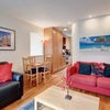 Photo 2: Lounge