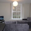 Photo 3: Lounge area 