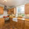 Photo 2: Kitchen