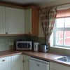 Photo 5: spacious kitchen