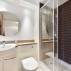 Photo 7: Personal bathroom 