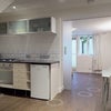 Photo 3: Kitchen