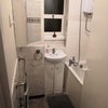Photo 13: Bathroom