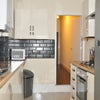 Photo 4: Kitchen
