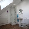 Photo 3: En-Suite Bathroom