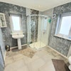 Photo 8: Modern bathrooms