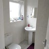 Photo 4: En suite