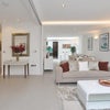 Photo 2: Lounge