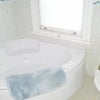 Photo 3: en-suite jacuzzi bath