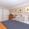 Photo 4: Wardrobes