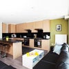 Photo 2: Kitchen