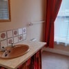 Photo 3: bathroom