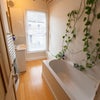 Photo 7: bathroom