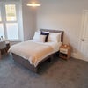 Photo 4: Room 1