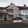 Photo 2: 5 bedroom house