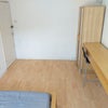 Photo 5: Room 1