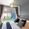 Photo 5: Room 2 (private Garden)