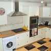 Photo 3: Kitchen