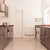Photo 6: kitchen