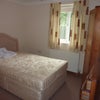Photo 5: bedroom