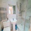 Photo 5: En-suite bathroom