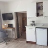 Photo 5: Kitchenette