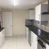 Photo 2: Kitchen