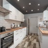 Photo 7: Kitchen Main View