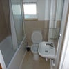Photo 4: bathroom