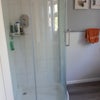 Photo 8: Double bathroom 