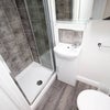 Photo 5: En-Suite 