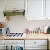 Photo 7: Kitchen