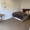Photo 3: Double en-suite room 1