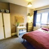 Photo 4: Double Room 3