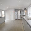 Photo 2: Kitchen