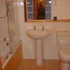 Photo 7: Main Bathroom