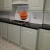 Photo 6: Glass splash back makes cleaning easy