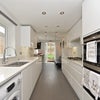 Photo 6: Kitchen