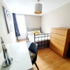 Bright 4-bed house with garden