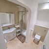 Photo 5: shower room