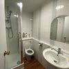 Photo 6: Room 1 - Ensuite room