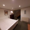 Photo 9: bedroom