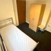 Photo 2: bedroom