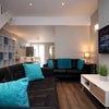 Photo 4: Lounge Area