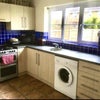 Photo 4: kitchen