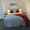 Photo 4: Room 5