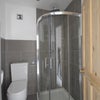 Photo 7: The shower room (1 of 3)