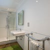 Photo 6: En-suite bathroom to bedroom 1