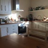 Photo 4: kitchen